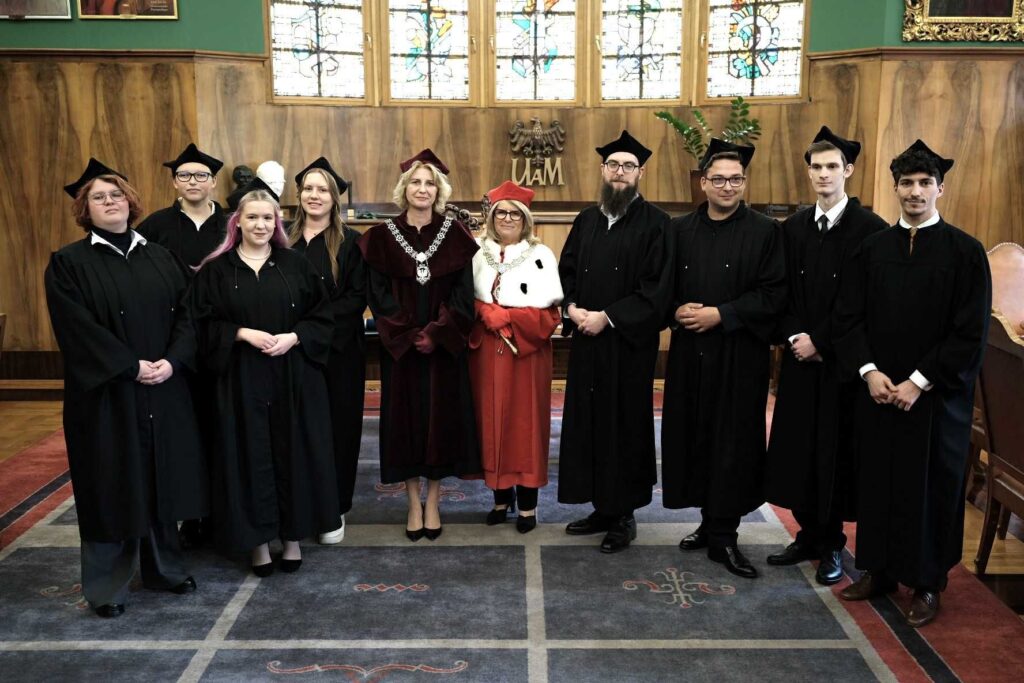 Senat - zdjęcie senatorów studentów